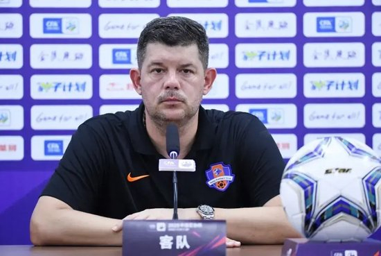 还是湿润凝重的绿洲介绍图片