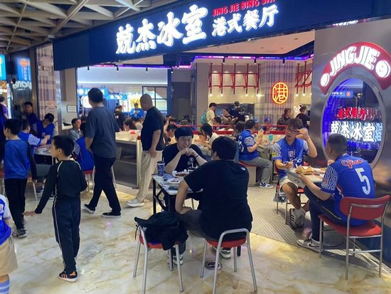 还是湿润凝重的绿洲案例展示