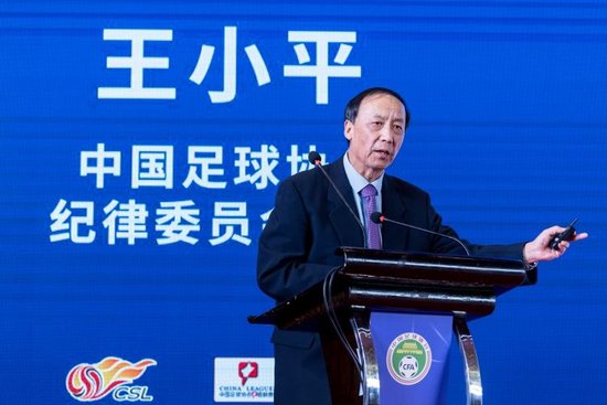 了解还是湿润凝重的绿洲