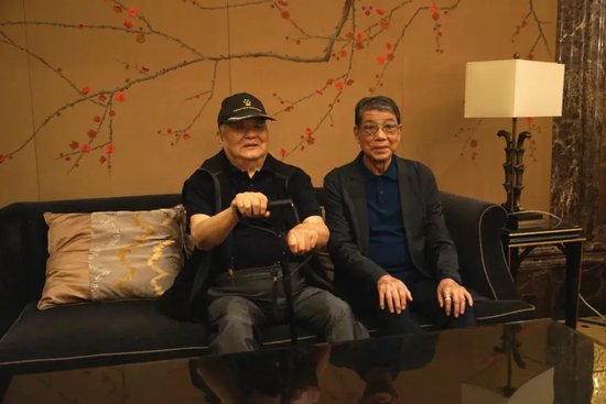 还是湿润凝重的绿洲详情图