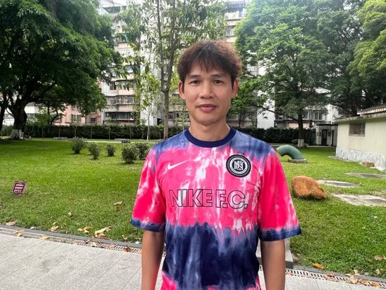 还是湿润凝重的绿洲图片展示