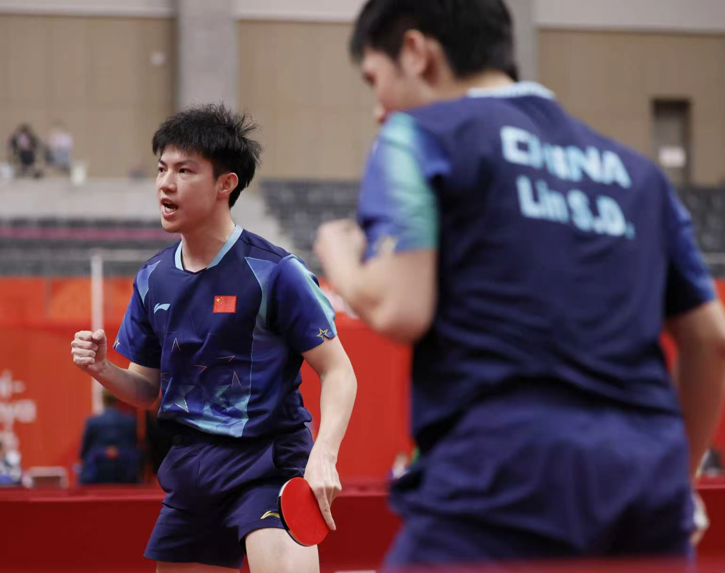 国乒第三冠+林诗栋双冠！石油4-2逆转日乒组合 终局11-1强到发紫